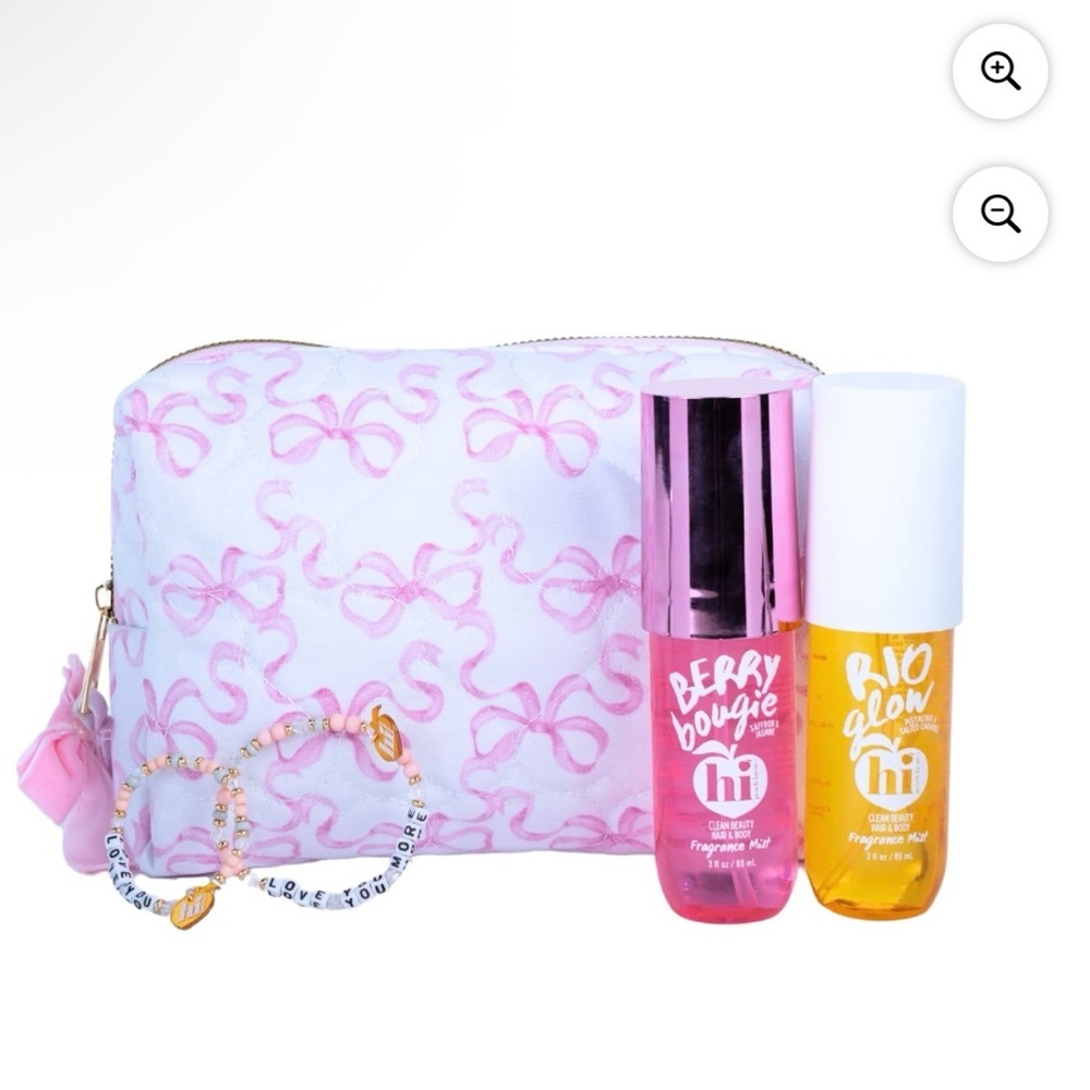 Pink Bow Cosmetics Bag Gift Set by Hi Peach Layne, NWT